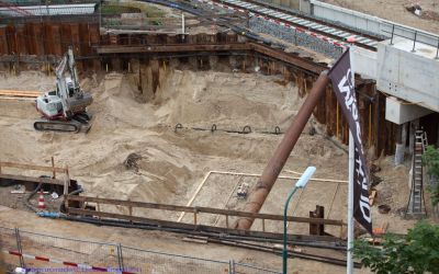 10.22 Fietstunnel graven juni 2014